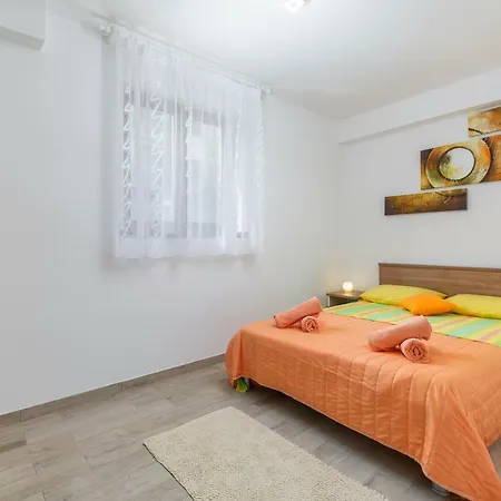 Ravnic Affittacamere Porec